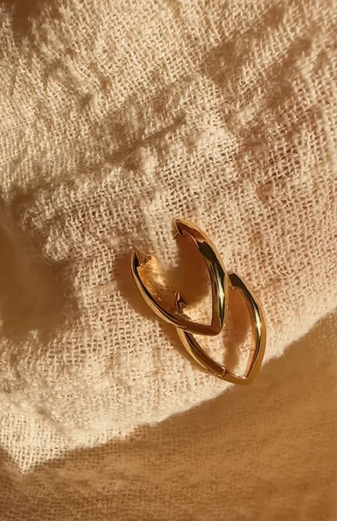 Pointed Hinge Hoops - 14K Gold Filled — product image 4
