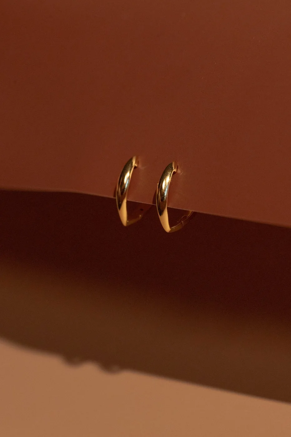Pointed Hinge Hoops - 14K Gold Filled — product image 3