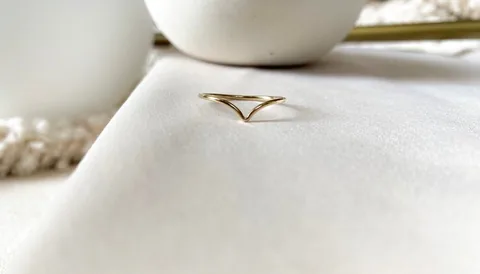 V Skinny Ring - 14k Gold Filled — product image 6