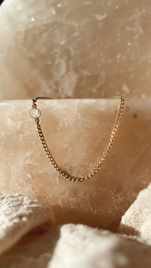 Cremation Thick Curb Chain Bracelet- 14k Gold Filled — product image 6